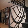 Média réf. 222 (4/12): Rampe d'escalier en fer forgé, style Art décoratif, modèle treillis