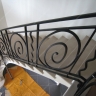 Média réf. 245 (3/5): Rampe d'escalier en fer forgé, style Art décoratif, modèle coquille